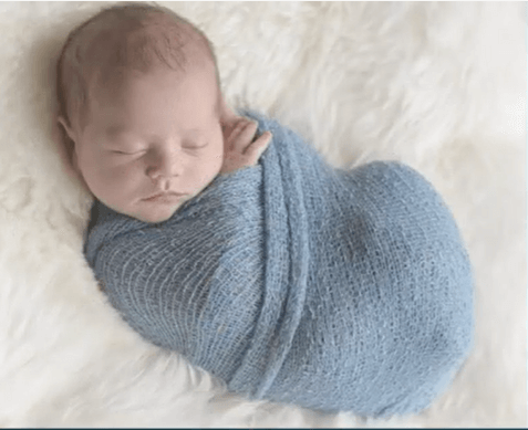 What Is Infantile Colic? | How Do You Treat Infantile Colic? 6 Infantile Colic - Swaddling