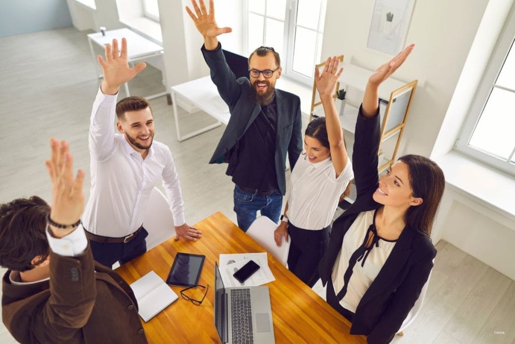 The Untold Secrets of Successful People: What They Rarely Reveal 5 Secrets of Successful People